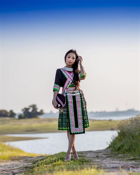 pin-by-kham-l-vang-on-hmoob-hmong-clothes,-hmong-fashion,-history