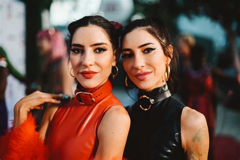 The Veronicas Release Statement After Being Kicked Off Qantas Flight