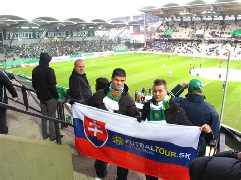 V úterý ve 20:30 nás čeká úvodní zápas druhého předkola ligy mistrů proti rapidu vídeň. Autobusový zájezd na Rapid Vídeň - Austria Vídeň ...