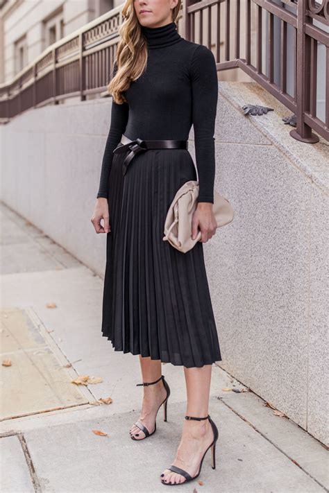 8 ways to wear a pleated midi skirt no matter the season natalie yerger