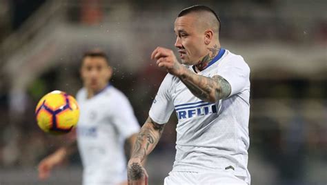 Radja nainggolan is a belgian professional footballer who plays as a midfielder for italian club inter milan. Radja Nainggolan Set for Stint on Sidelines After Inter ...
