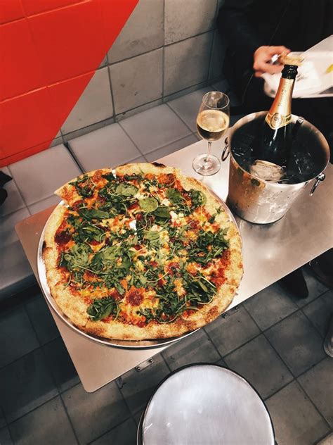 Hotspot Toni Loco Italian American Pizzeria Midden In De Pijp
