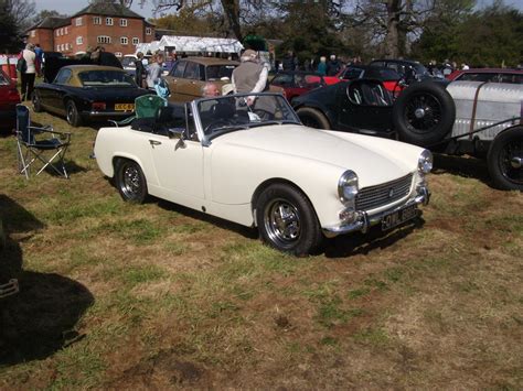 Pin by UK MOTORSPORT on classic cars | Classic cars, Antique cars