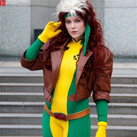 1990s Rogue Cosplay From The Cartooncomics Love The Hair Rogue