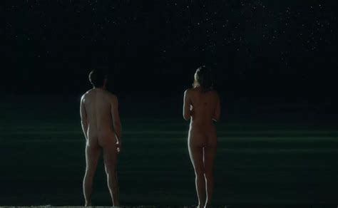 Mackenzie Davis Nude And Sexy Photos And Videos The Fappening