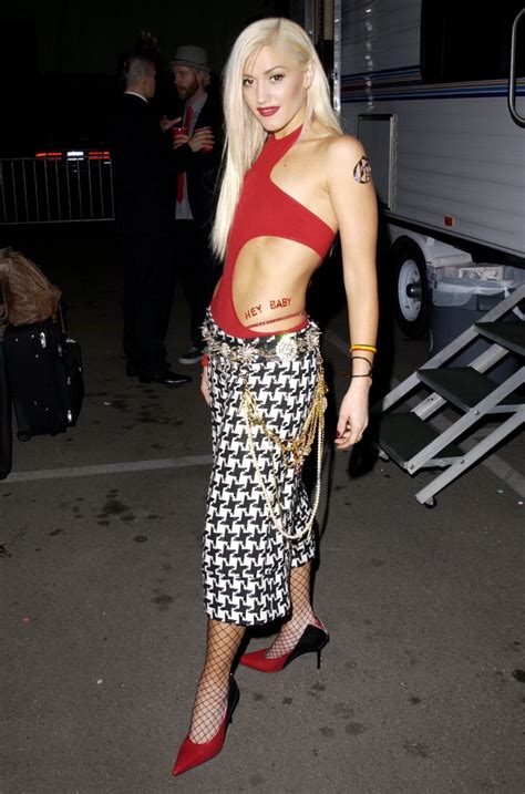 Sexy Gwen Stefani Pictures Popsugar Celebrity Uk Photo 27