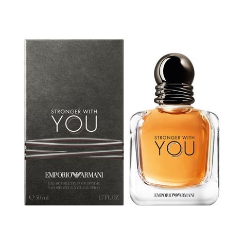 Indulge in the spicy accord in the top notes and a mix of cardamom, pink peppercorn, and violet leaves. PERFUMY MĘSKIE - Giorgio Armani Stronger with You EDT 30ML ...
