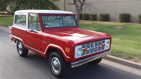 Red Ford Bronco Ford Bronco Old Cars Automobile