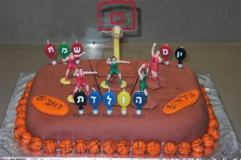birthday cake for my basketball player by A v i g, via Flickr | Cake