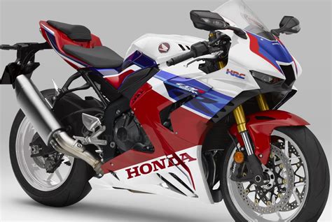 The honda cbr600rr is a 599 cc (36.6 cu in) sport bike made by honda since 2003, part of the cbr series. La Honda CBR 600 RR-R cada vez más cerca
