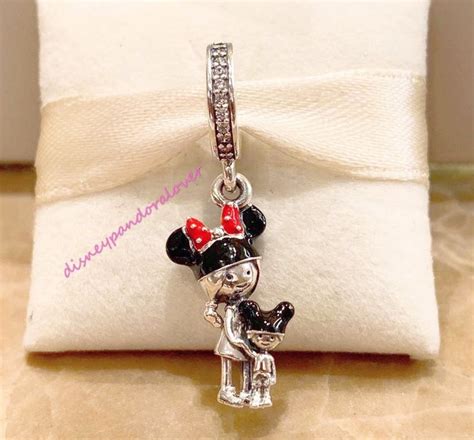 This mothers day, say thank you with these great gift ideas. Pandora Disney park exclusive Mother & child in 2020 ...