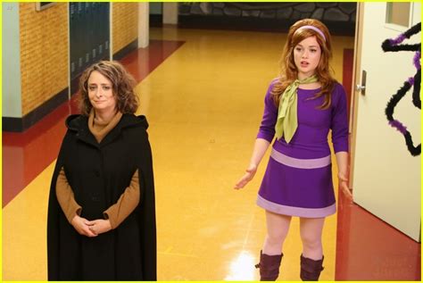 Jane Levy And Allie Grant Scooby Doo Gang In Suburgatory