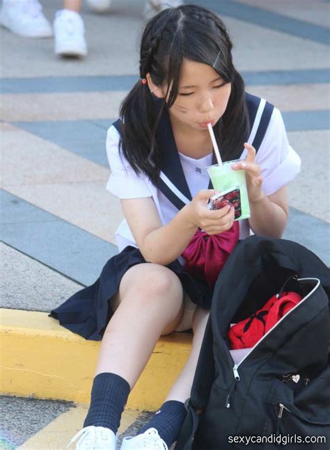 Young Schoolgirl Upskirt Sexy Candid Girls With Juicy Asses
