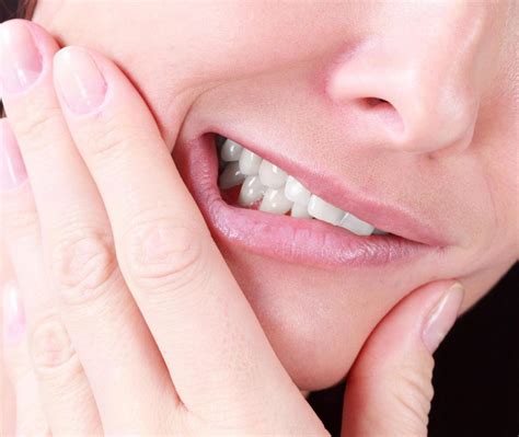 What Are The Common Causes Of Jaw Swelling With Pictures