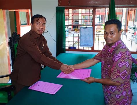 Sumutkota.cominnalillahi, salah satu legenda bulu tangkis ganda putra indonesia, markis kido dikabarkan telah meninggal dunia, hari senin (14/6/2021) malam. Penandatanganan Surat Pernyataan / Pakta Integritas ...