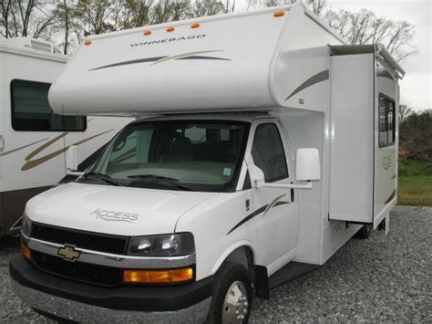 Used 2007 Winnebago Access Wf229t Overview Berryland Campers