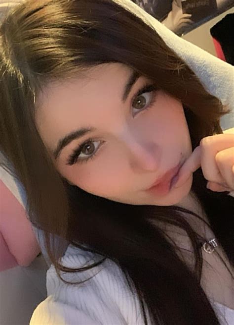 I Cumtribute Send Me Your Irl’s In Dm The On Who Turn Me On The Most Will Have A Video Trib