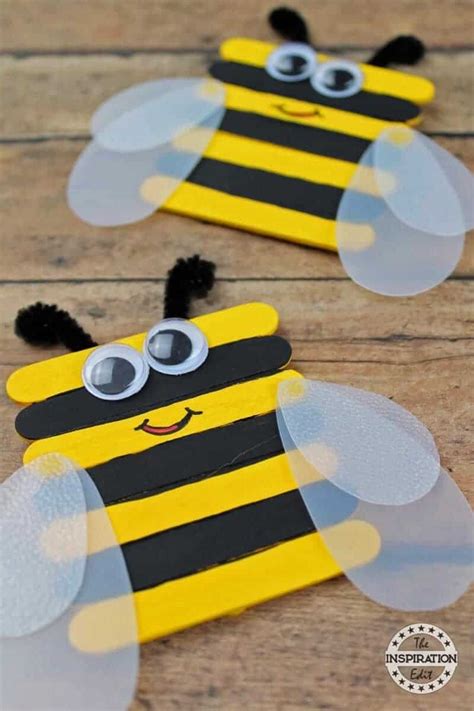Bumble Bee Craft Preschool Kids Will Love · The Inspiration Edit