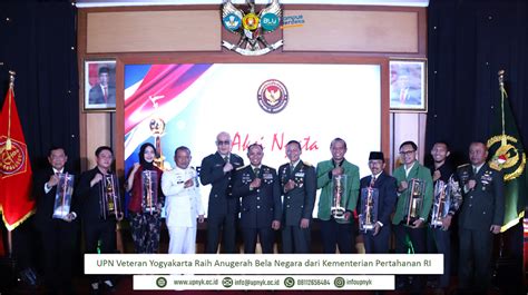 Ptn Upn Veteran Yogyakarta Raih Anugerah Bela Negara Dari Kementerian