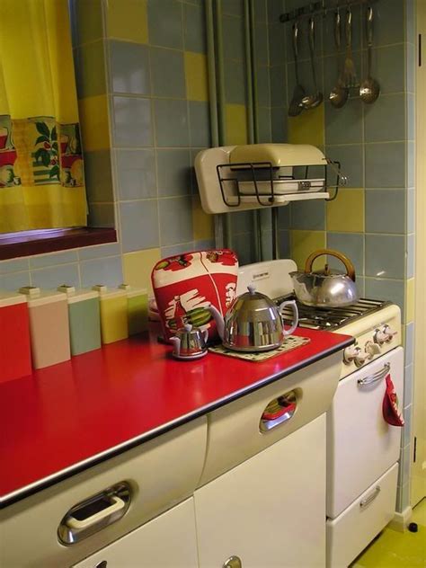 Cut and leaves it engages in the distance of the wall behind the stove or sinks to create a. Mind Blowing Kitchen Countertops Ideas | Vintage kitchen ...