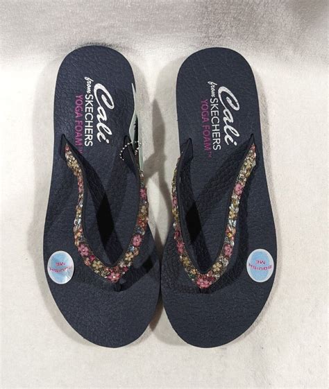 Women S Cali Skechers Yoga Foam Flip Flops Sandals Size 9 Super Cute Fs For Sale Online Ebay