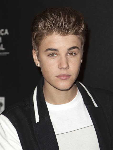 Justin drew bieber (/ˈdʒʌstɪn dru ˈbiːbər/; Justin Bieber Disses Prince William's Baldness to ...