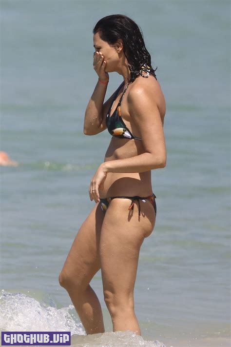 Morena Baccarin Thefappening Sexy Bikini In Rio De Janeiro Top Nude Leaks