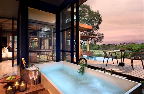 The Worlds Most Incredible Hotel Bathtubs