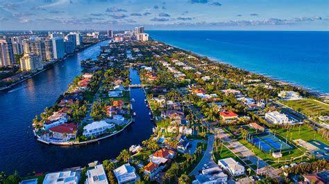 8 Richest Neighborhoods In Florida