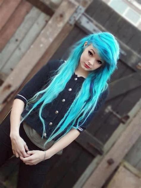 Scene Hair In Turquoise I Love Crazy Colored Hair I Wish I Could Do