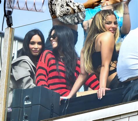 Megan Fox Kourtney Kardashian And Addison Rae Hang Out At Machine Gun Kelly And Travis Barker