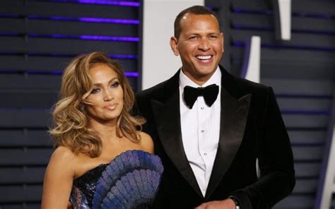 Jennifer Lopez Goes All Out For Alex Rodriguezs Birthday