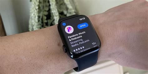 Apple watch is the ultimate device for a healthy life. Apple Watch App "Pandora" now supports Siri