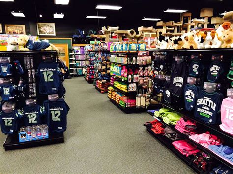 Bridges Pets & Gifts - Snohomish, WA - Pet Supplies