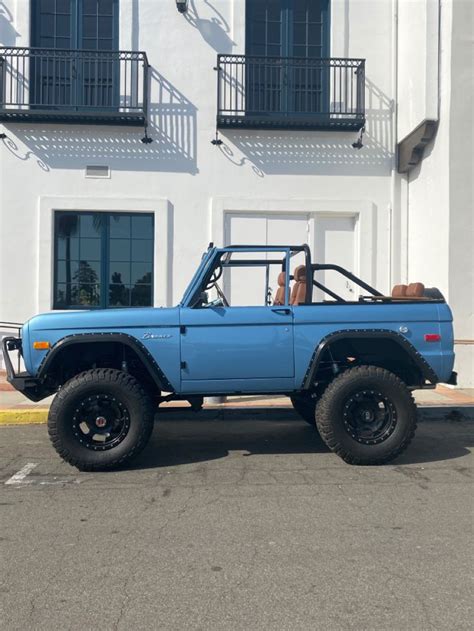 Baby Blue Ford Bronco Vintage Aesthetic Blue Ford Bronco Old Ford