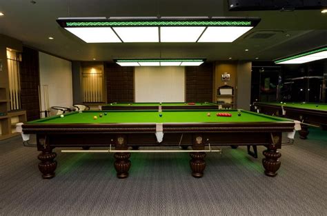 A cue is roughly about 4.5 feet in length. Beautiful full size snooker table for sale | Pool Table ...