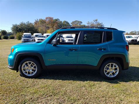 All 2020 renegade models include a rearview monitor with active grid lines to help you out when you're parking. New 2020 Jeep Renegade Sport 4D Sport Utility in Beaufort ...
