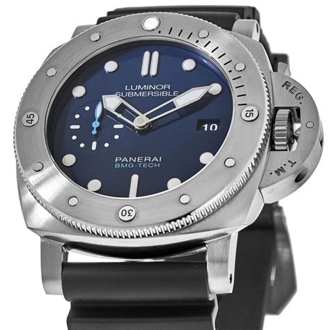Panerai Submersible 47mm Bmg Tech Blue Dial Titanium Mens Watch Pam00692