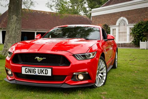 Ford Mustang 5.0 V8 GT review