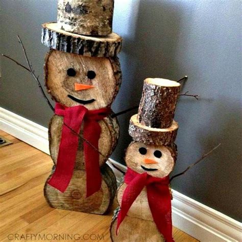 Snowmen Out Of Sliced Wood Pieces Christmas Crafts Diy Christmas