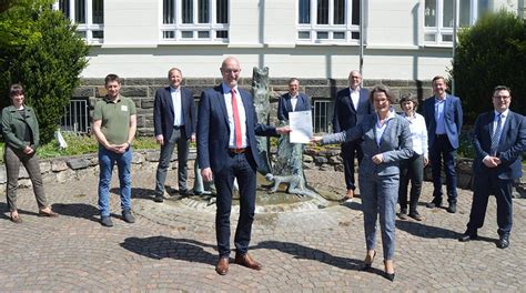 Modernste zahnmedizin in einer freundlichen, persönlichen atmosphäre. Grevenbrück aktiv - Grevenbrück aktiv