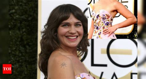 This Hollywood Star Flaunted Hairy Armpits With A Strapless Gown At
