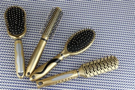 When To Brush Curly Hair Home Design Ideas