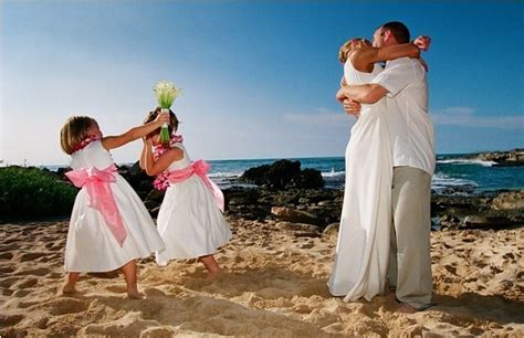 Table in the restaurant on the sea background. Hawaii Beach Weddings and Affordable Hawaiian Weddings ...