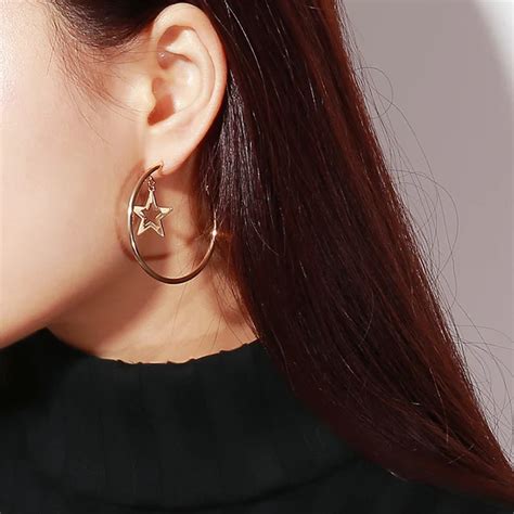 Lnrrabc Women Sexy Pierced Earrings Geometric Personality Fashion Star Simple Earloop Earring