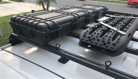 Using A Gun Case As A Cargo Box For Recovery Gear On Roof Rack
