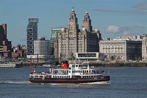 We hope you enjoy our growing collection of hd images to use as a background or home screen for your smartphone or please contact us if you want to publish a liverpool 2020 wallpaper on our site. Liverpool Wallpapers Images Photos Pictures Backgrounds