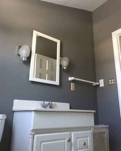 Benjamin Moore Chelsea Gray Paint Color Schemes Interiors By Color