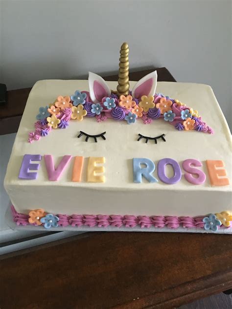 Mix a few drops of almond extract into edible gold dust and then brush it onto the horn. Unicorn sheet cake | Birthday sheet cakes, Unicorn ...