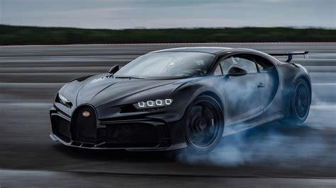 Bugatti Chiron Pur Sport Celebrates Manufacturing Milestone By Drifting